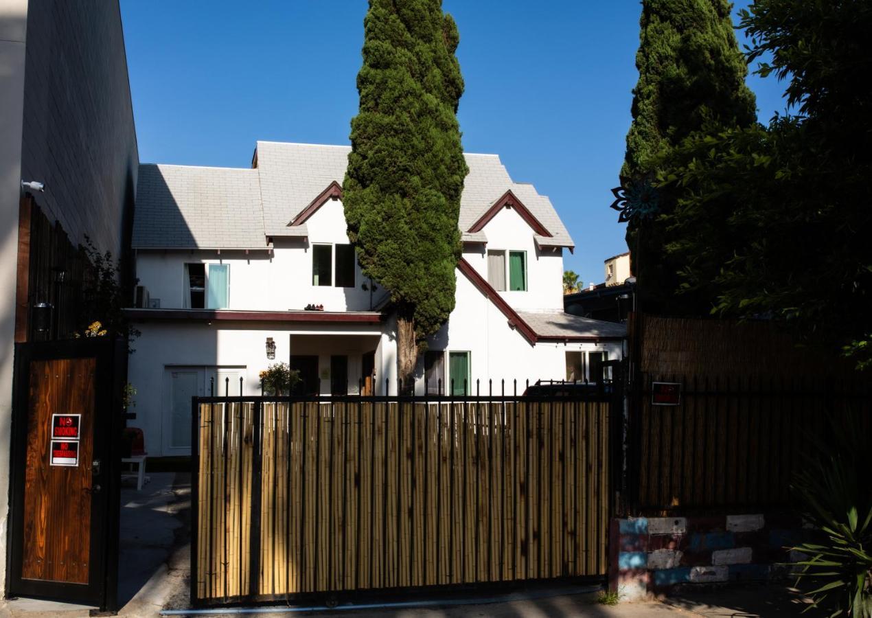 Rumi Los Angeles Exterior photo