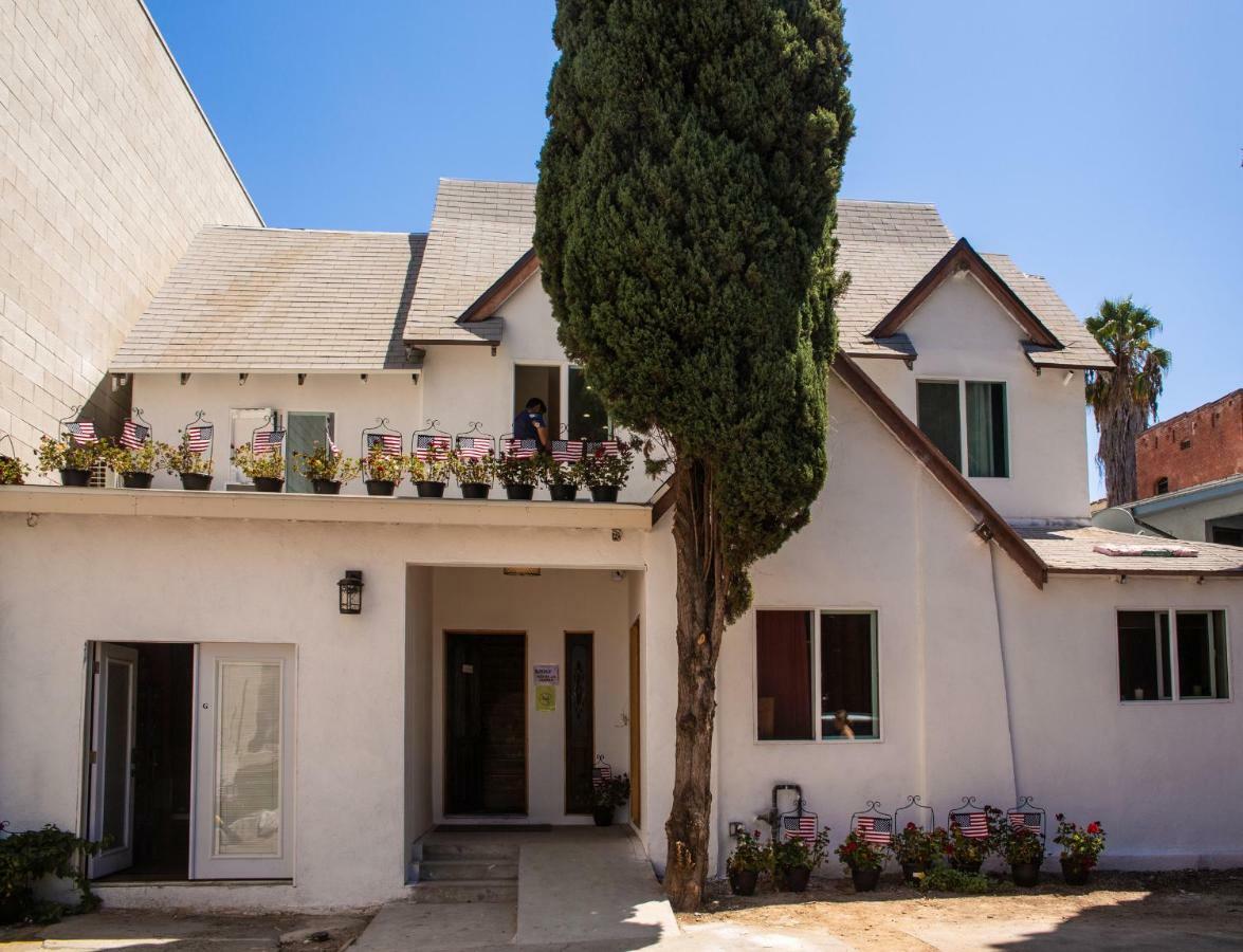 Rumi Los Angeles Exterior photo
